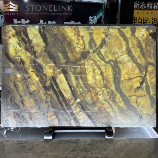 Picasso onyx slab